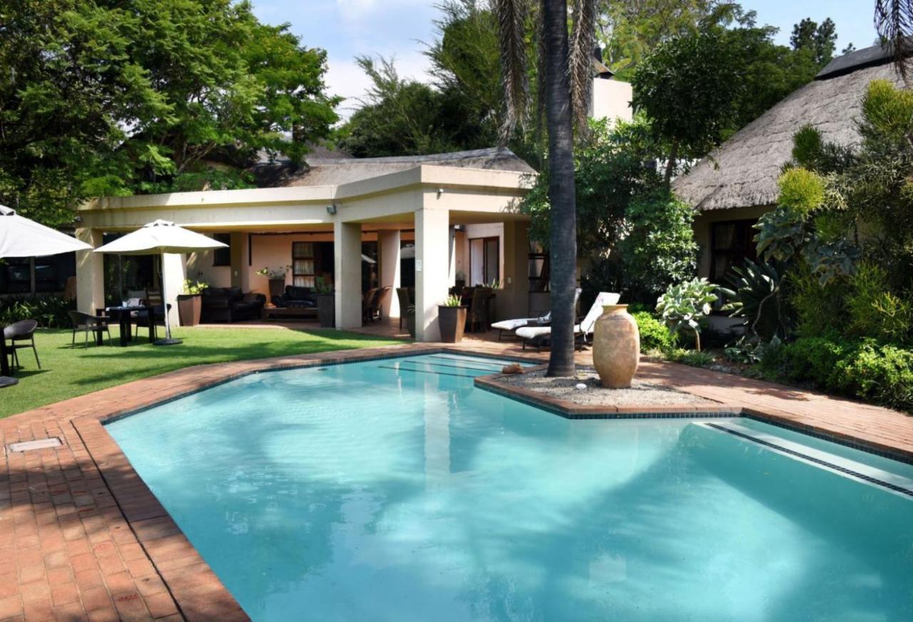 Lourie Lodge Sandton Exterior photo