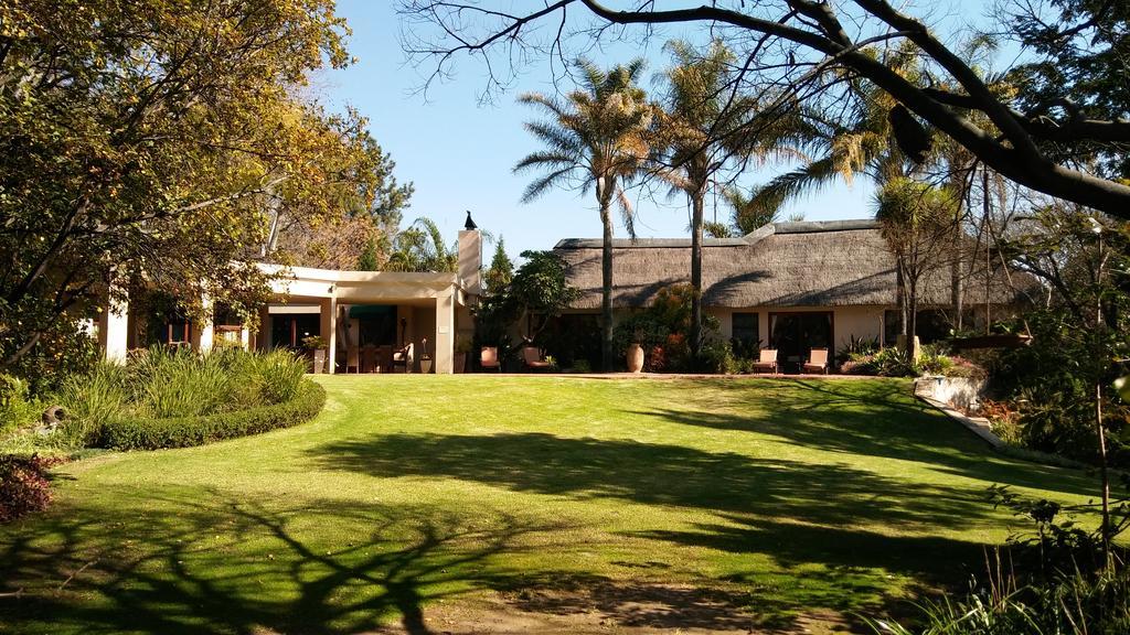 Lourie Lodge Sandton Exterior photo
